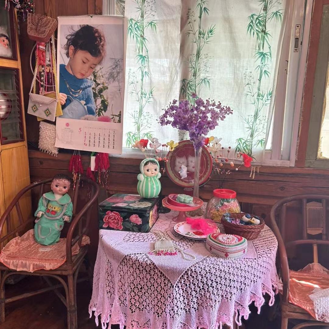 彝族美少女艳艳