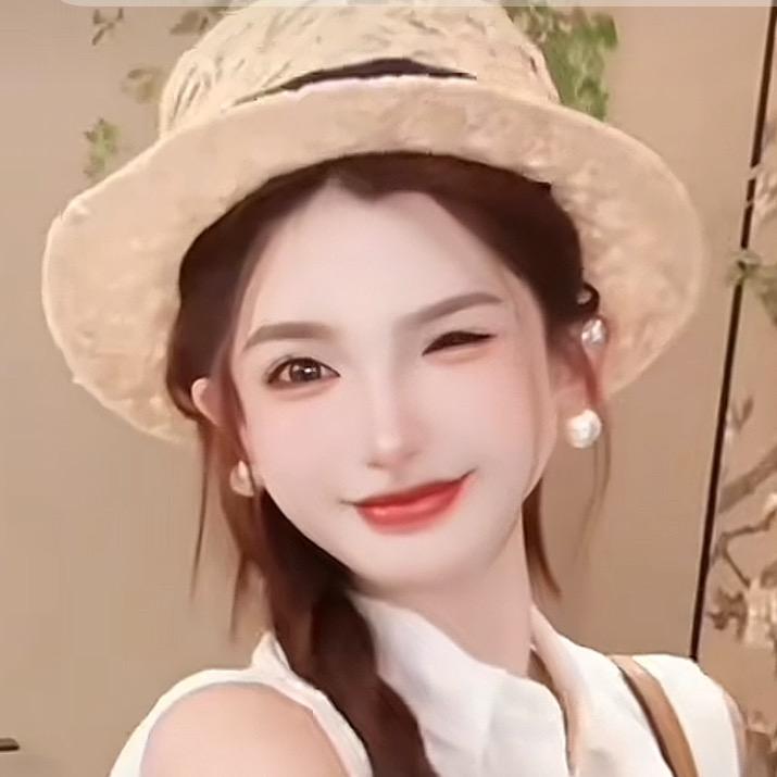 黄加蓝Lora穿搭日记