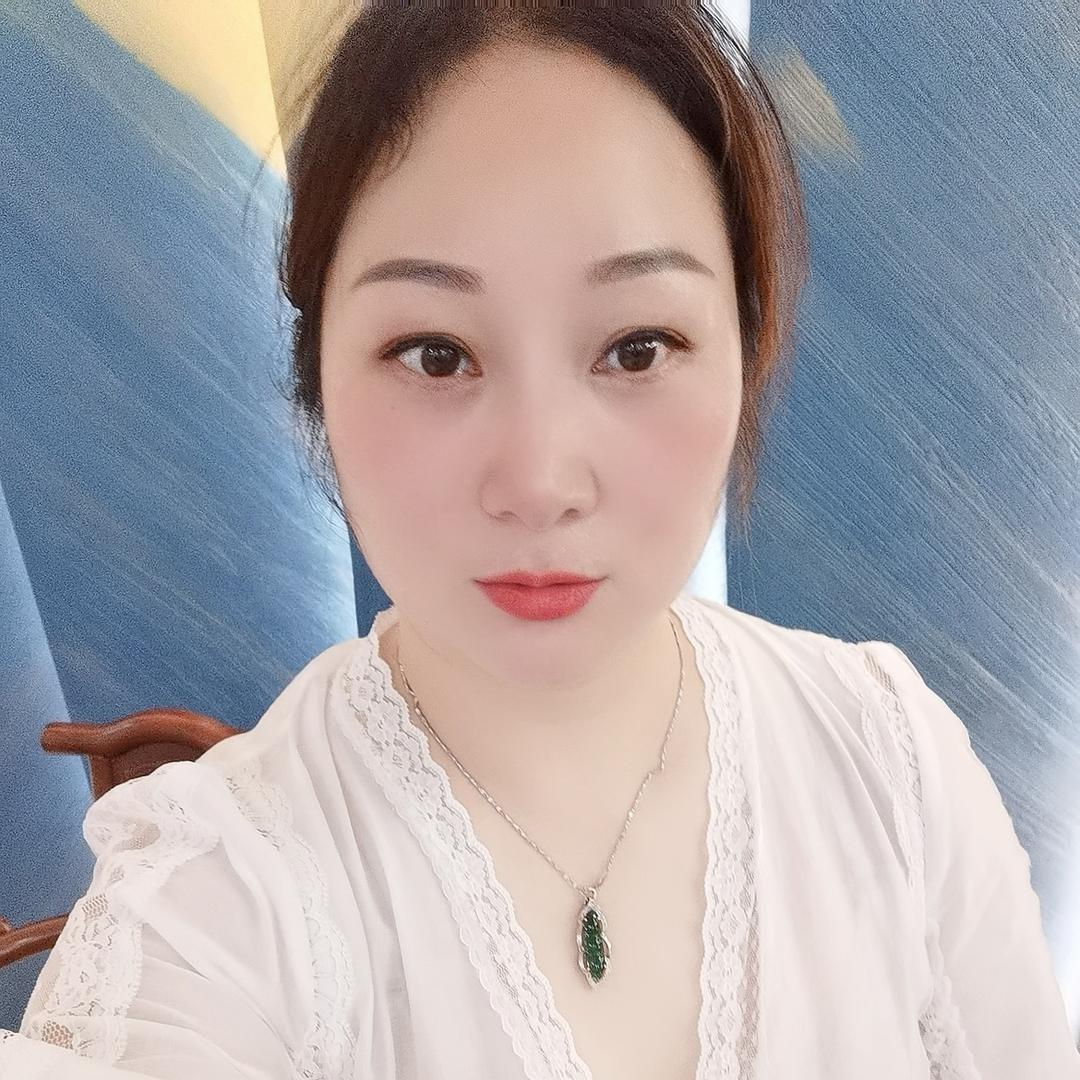 揪着青春的尾巴🌹🌹