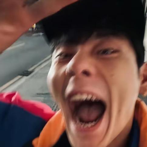 亡迦尓