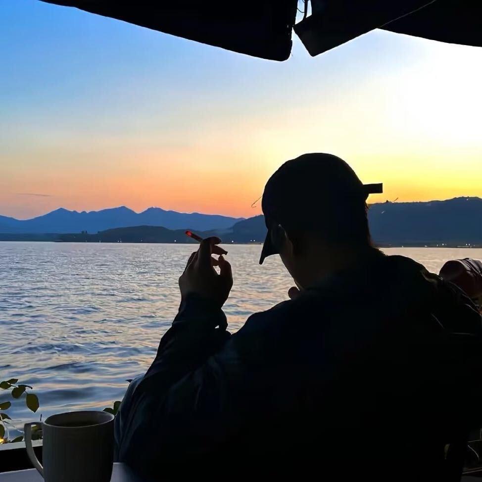 这个男人叫小帅