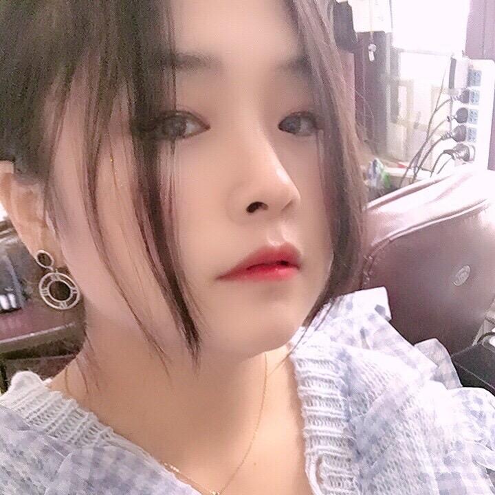 坚强的小草💐❤️