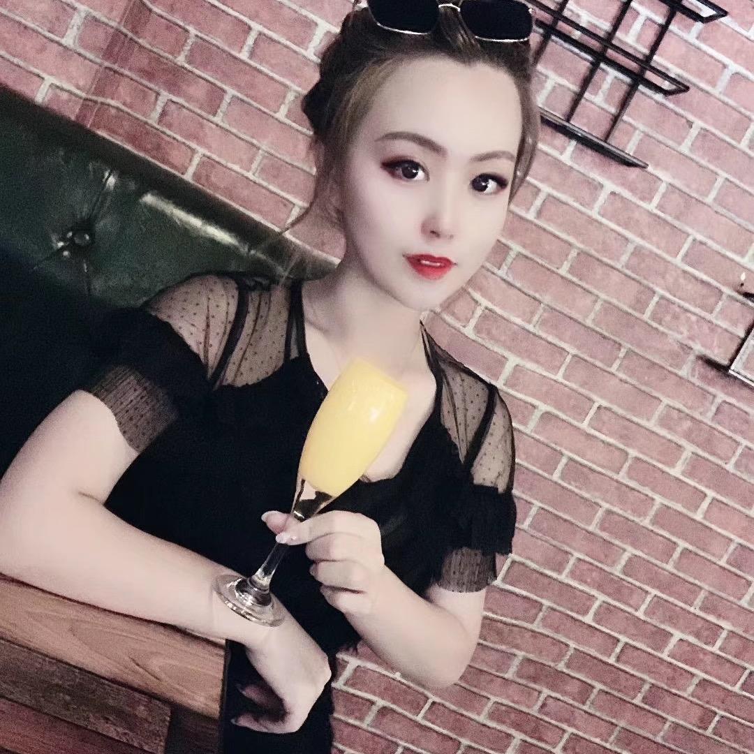 一米八不显个 👩🏻‍🦰  阳宝宝