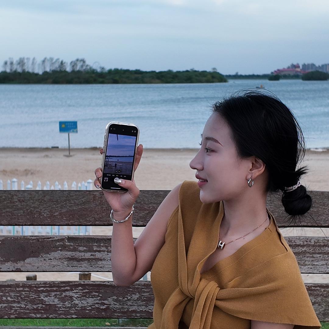 罗小脸噢