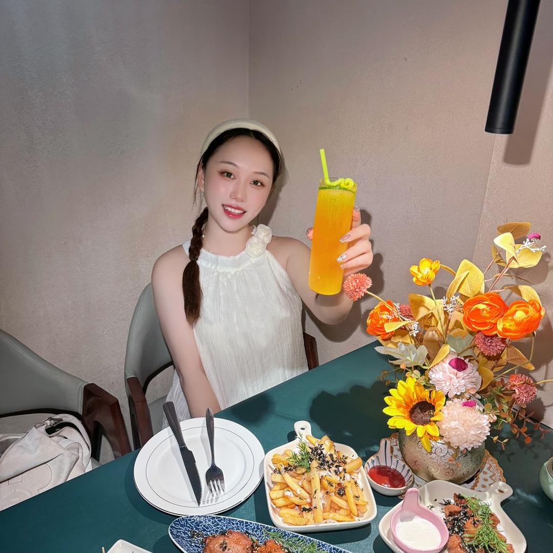 小涵有点忙