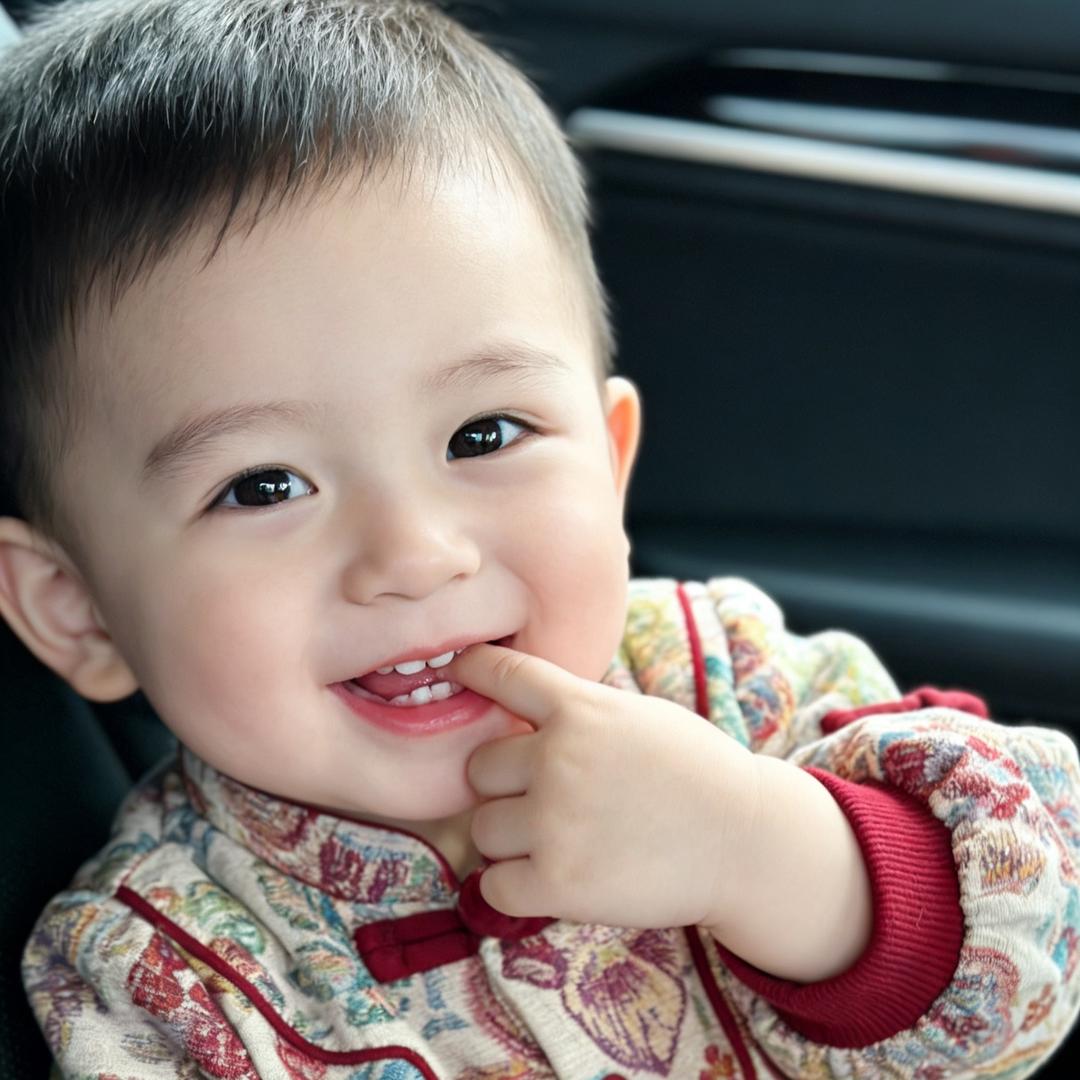 🍼是小铭吖💖