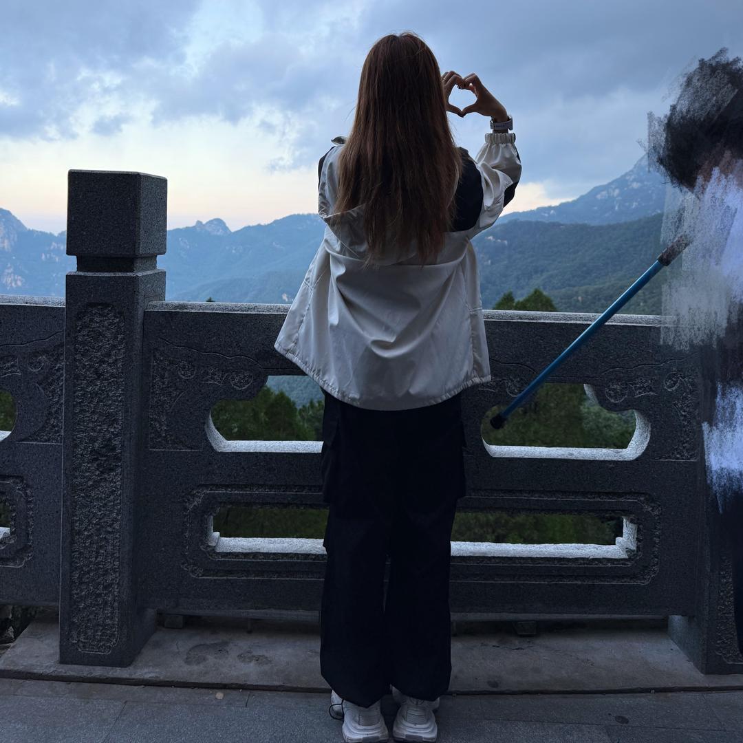 是朵朵吖❤️