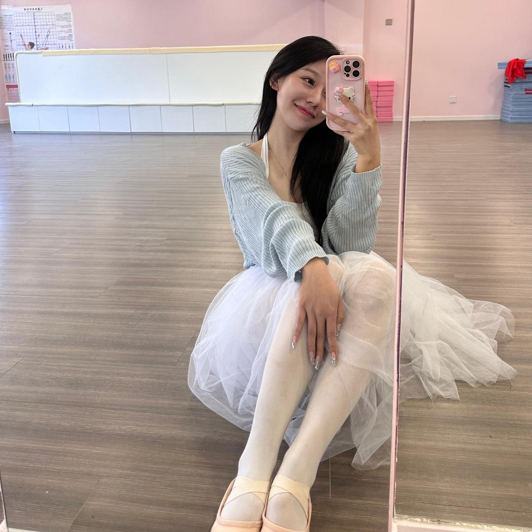 李慧爱跳舞