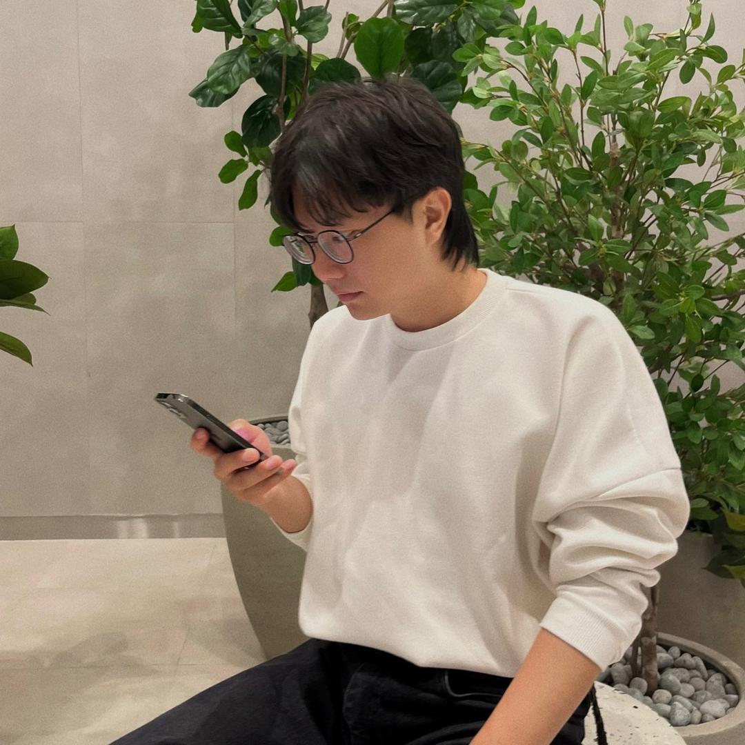 文邹邹