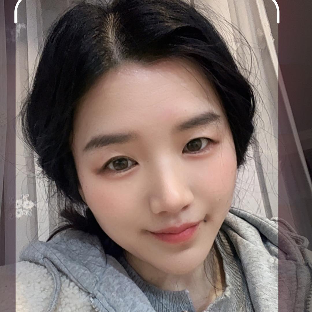 @莉莉