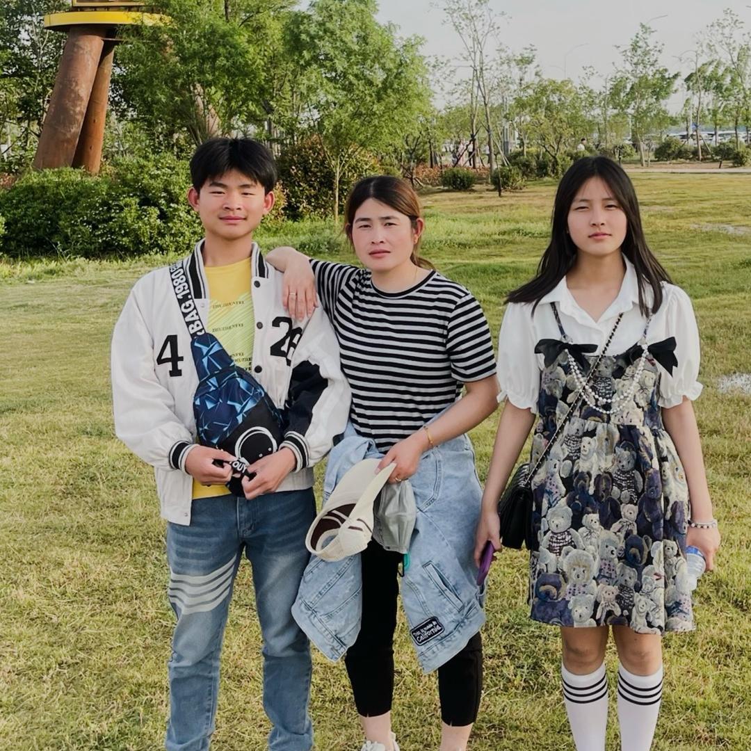 一家人日常，郭金兵