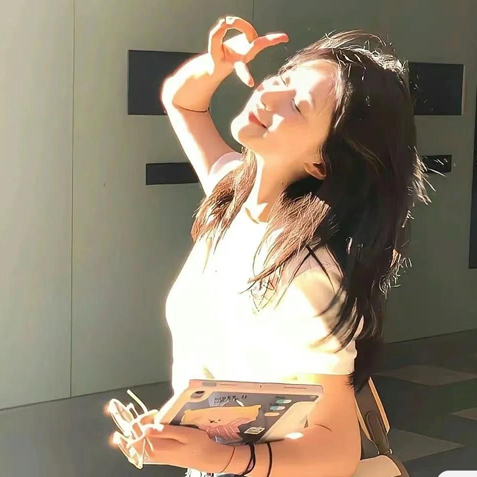 是阿娅阿！