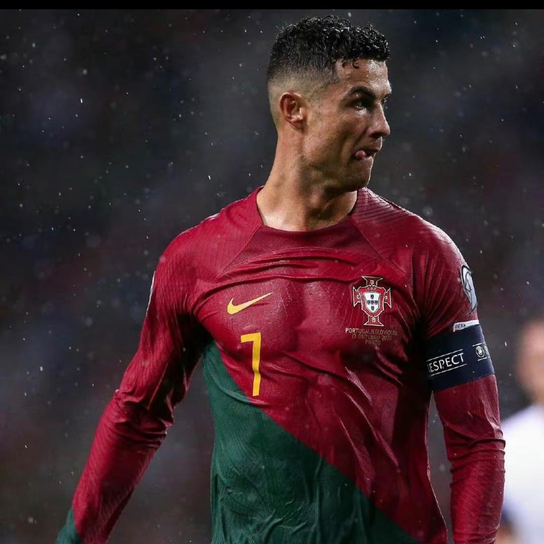 CR•7