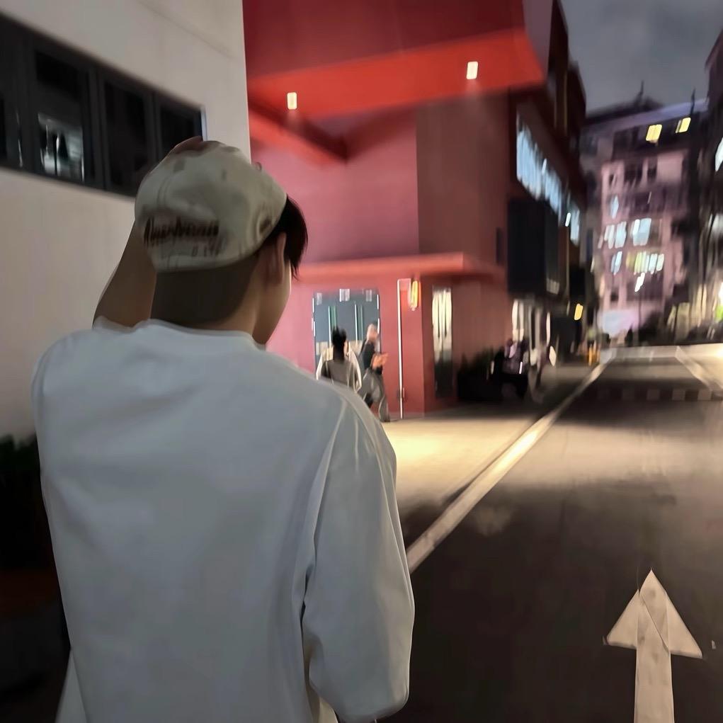 -泈-
