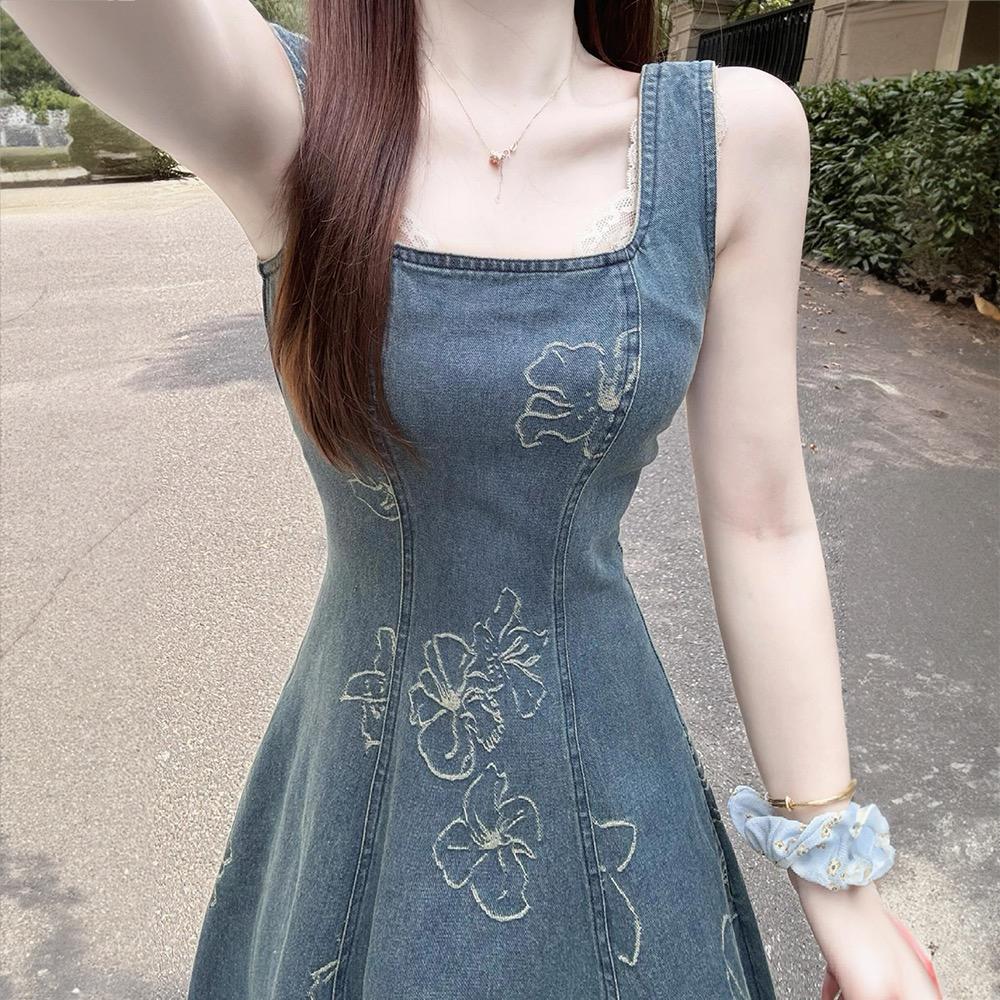 郑左左