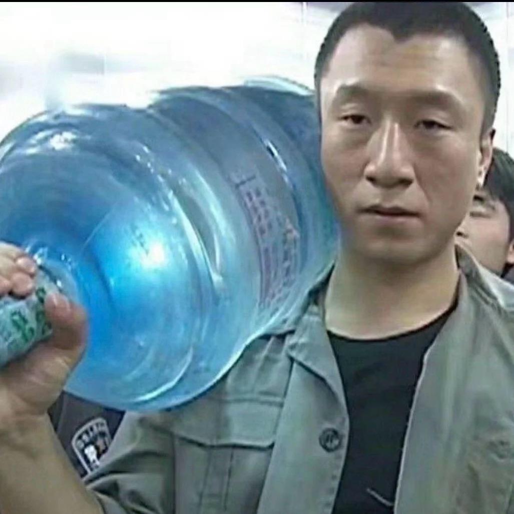 矿泉水