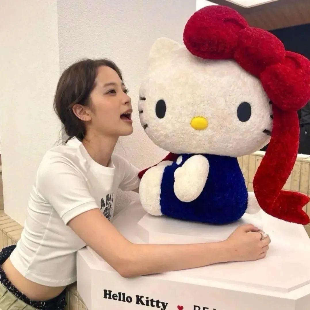汪汪.