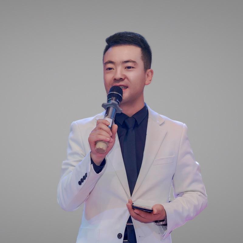 主持人小虎
