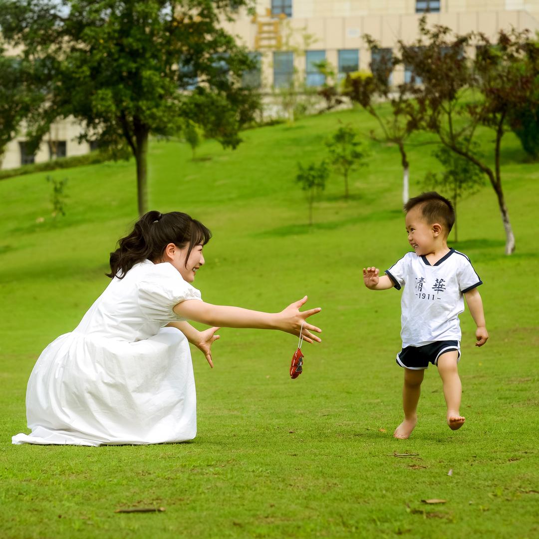 👄团团弟弟🧍‍♂️