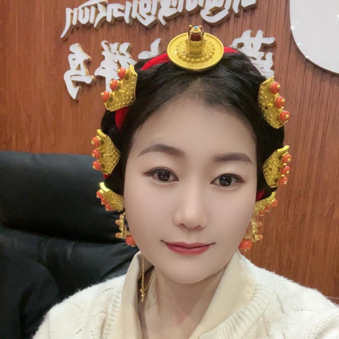 神鸟饰品服装店