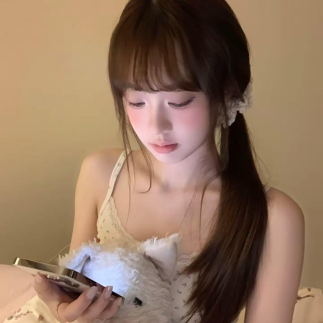 小鱼🐟.