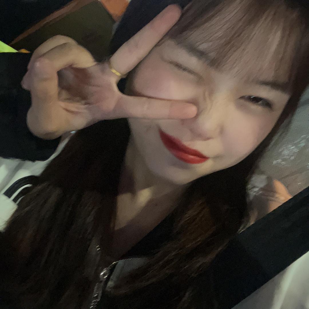 娜娜.