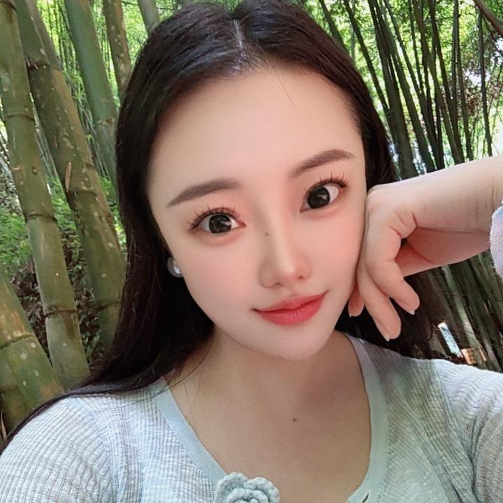 媛媛吖👑