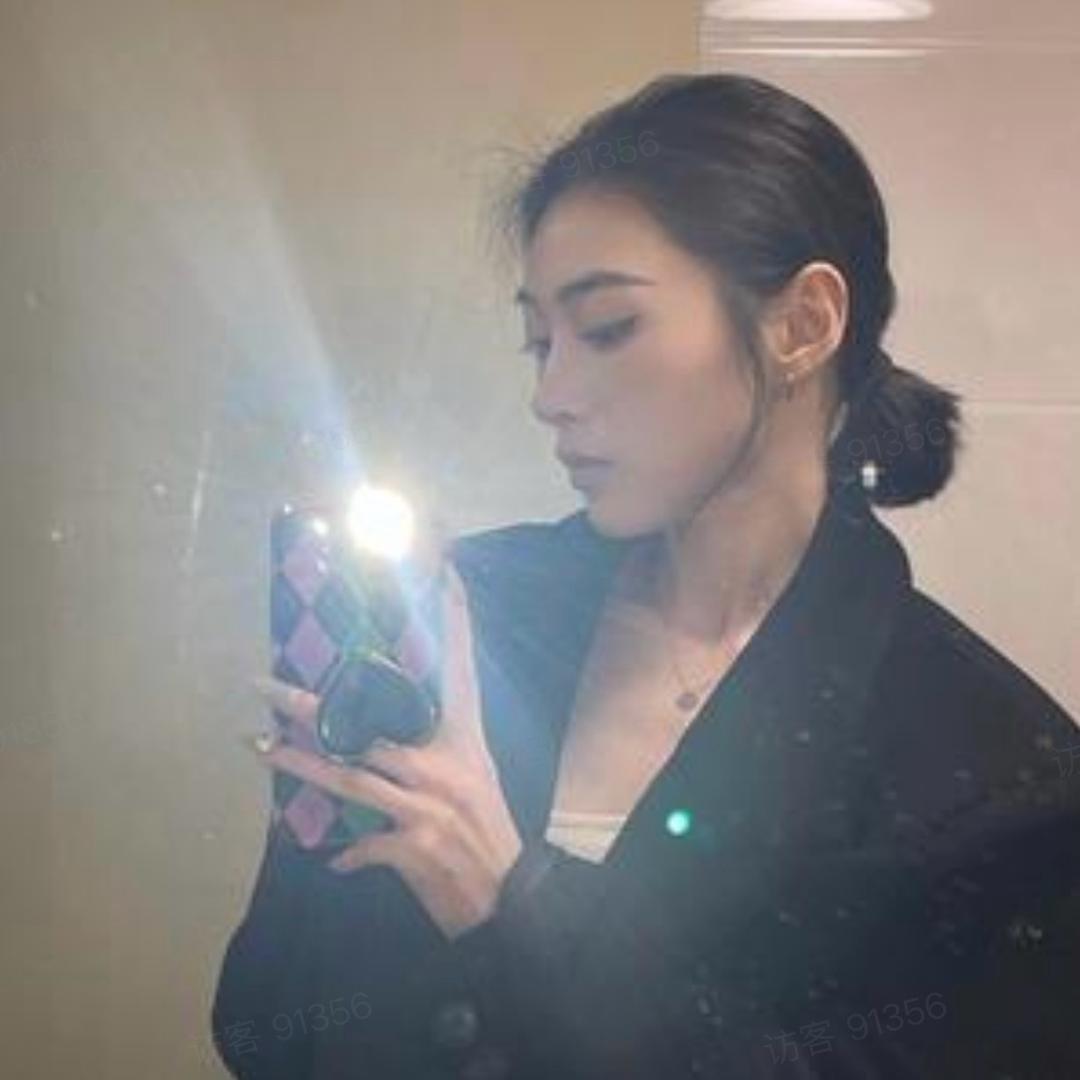 辣味lavi-每日穿搭💕