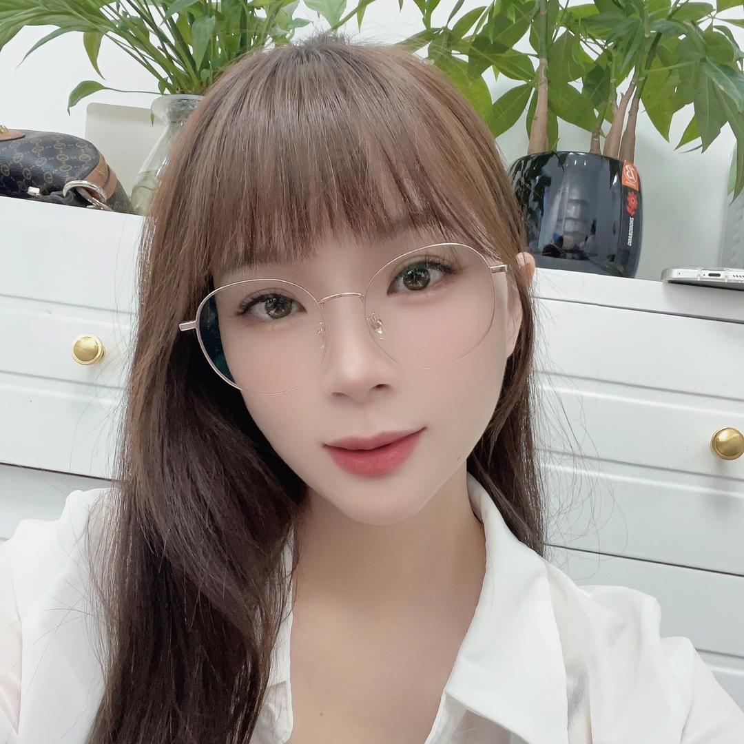 我是张小雅