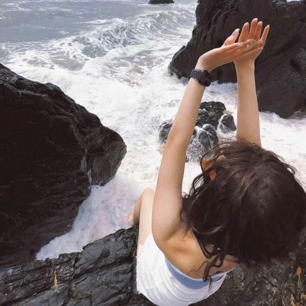 十八岁  没人爱