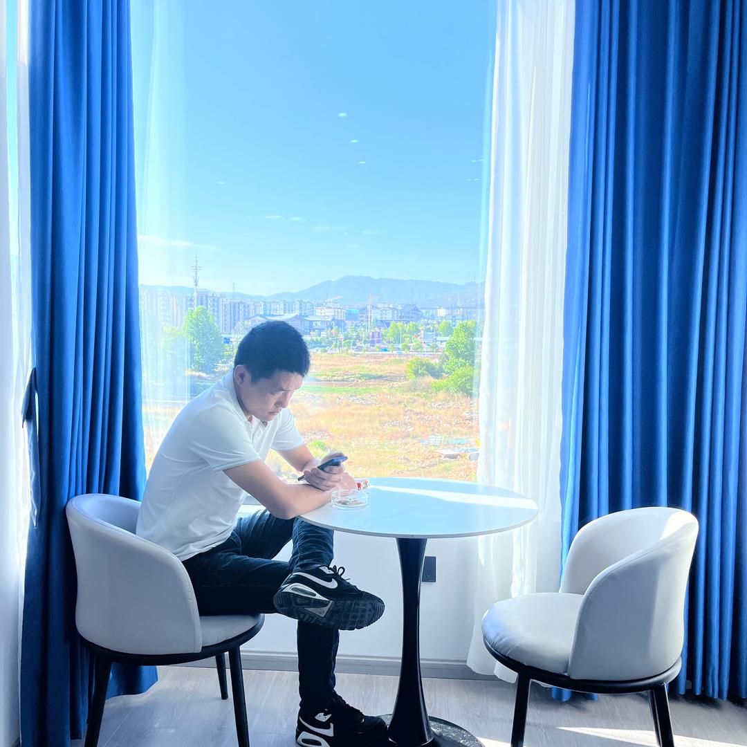 攀西弱电—小黄 🍃