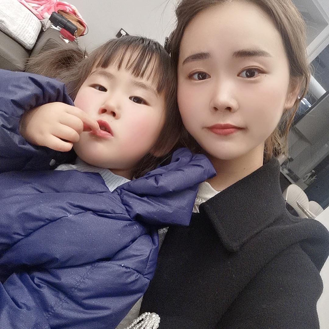 妞妞棉麻原创女装