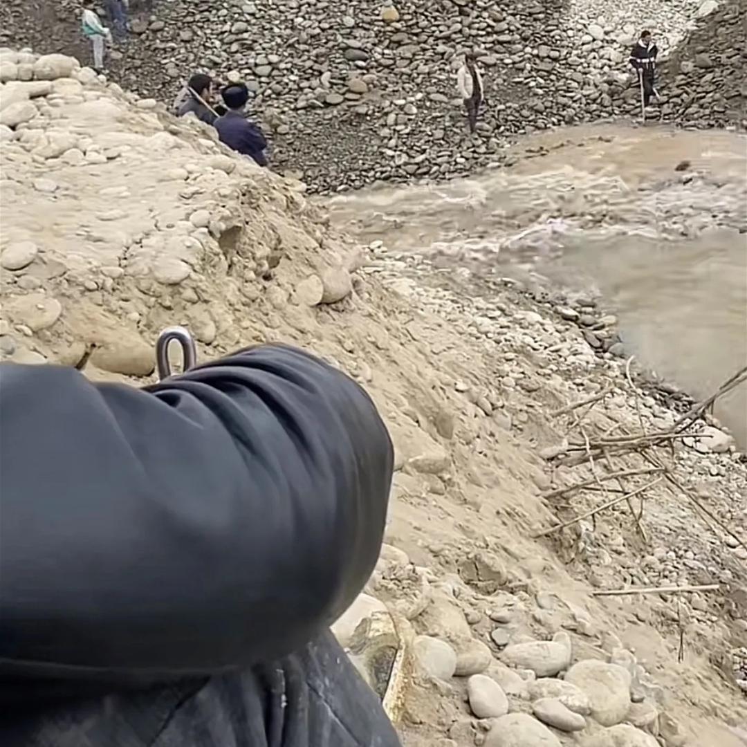 彩石籽路