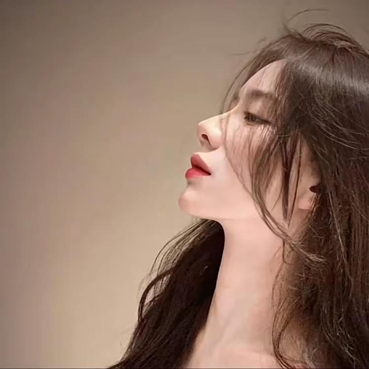 卖萌被打掉两颗大门牙