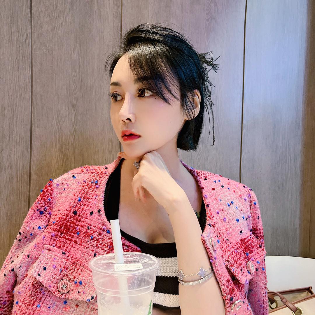 建芳的军华商行