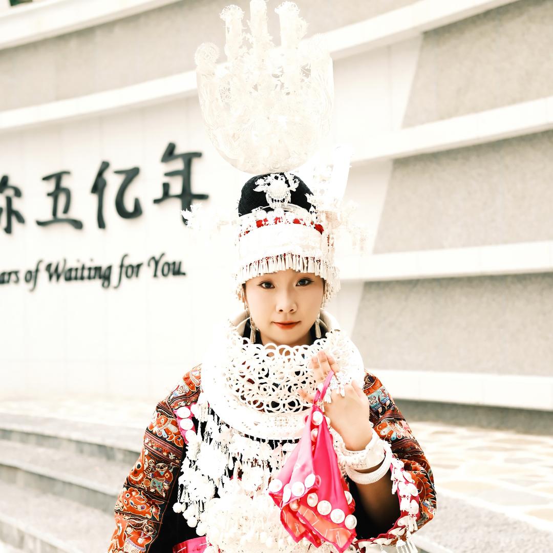 小张不嚣张