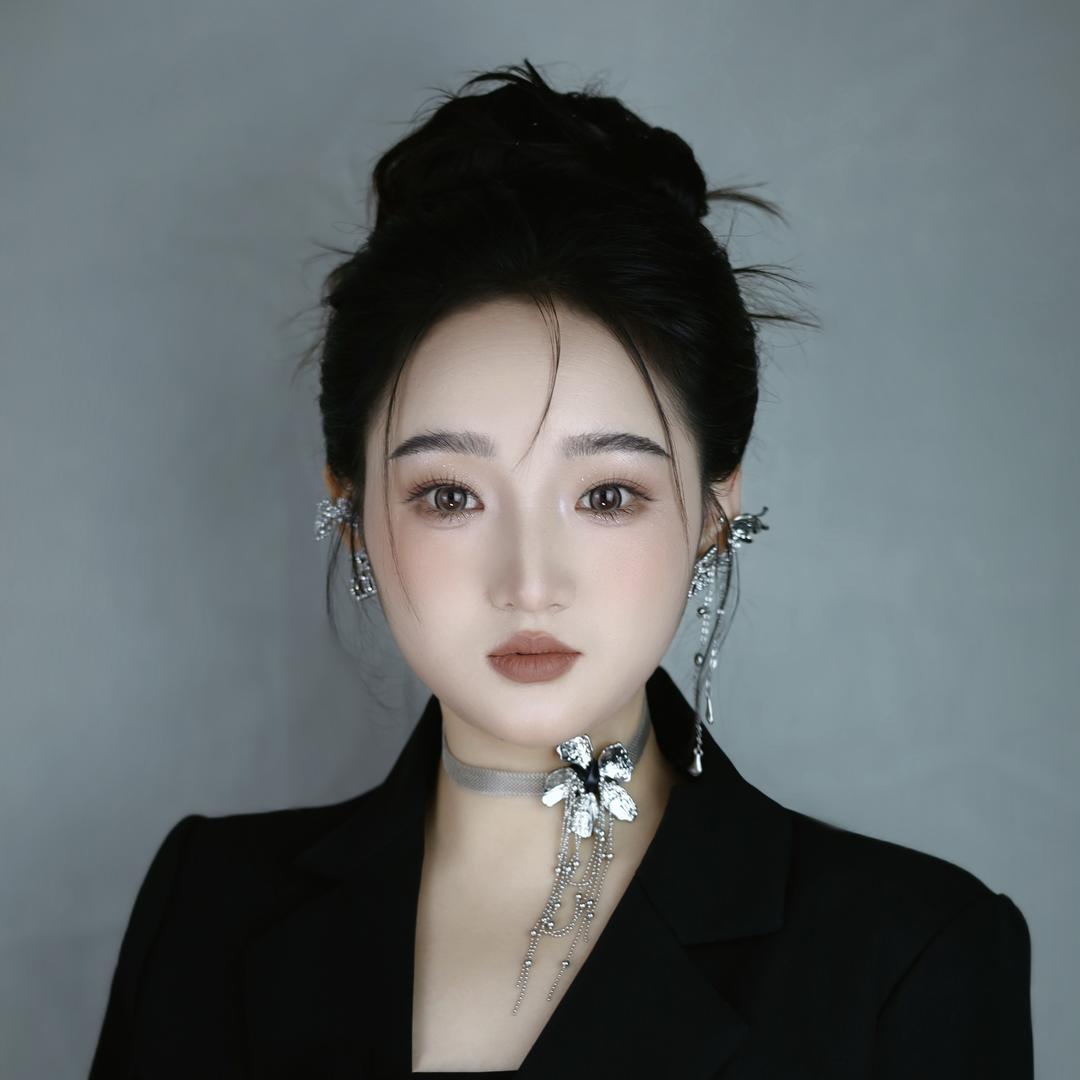 咸阳小乐化妆美甲培训~萌萌