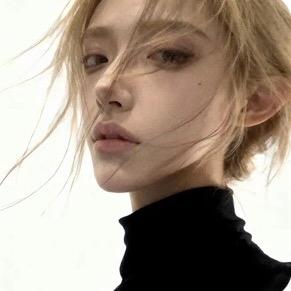 洛小雨（77°6）