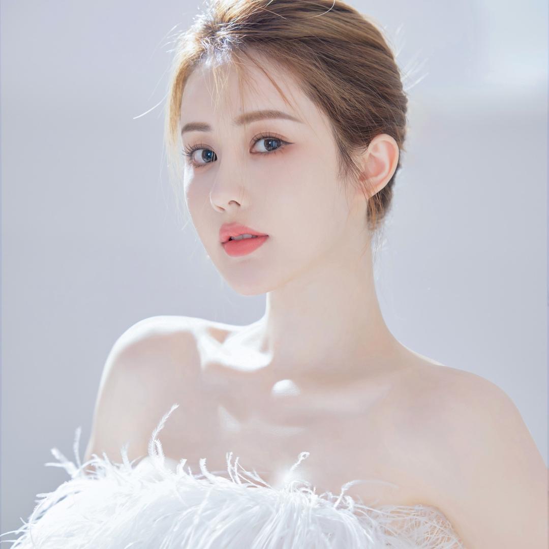 韦雪（让我变美）
