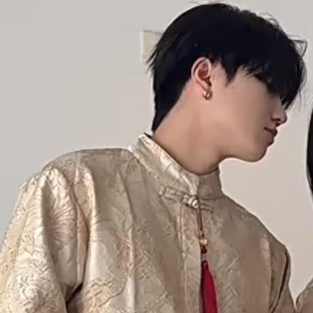 晴天(•͈˽•͈)