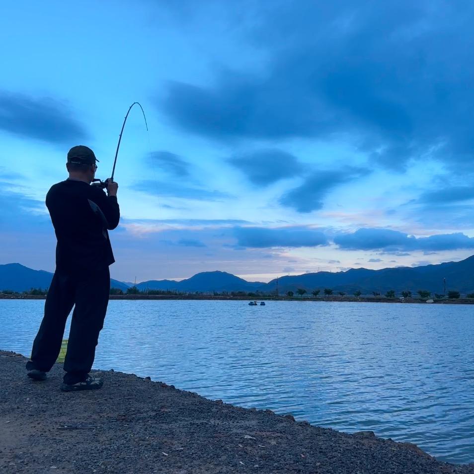 16岁钓鱼天才。