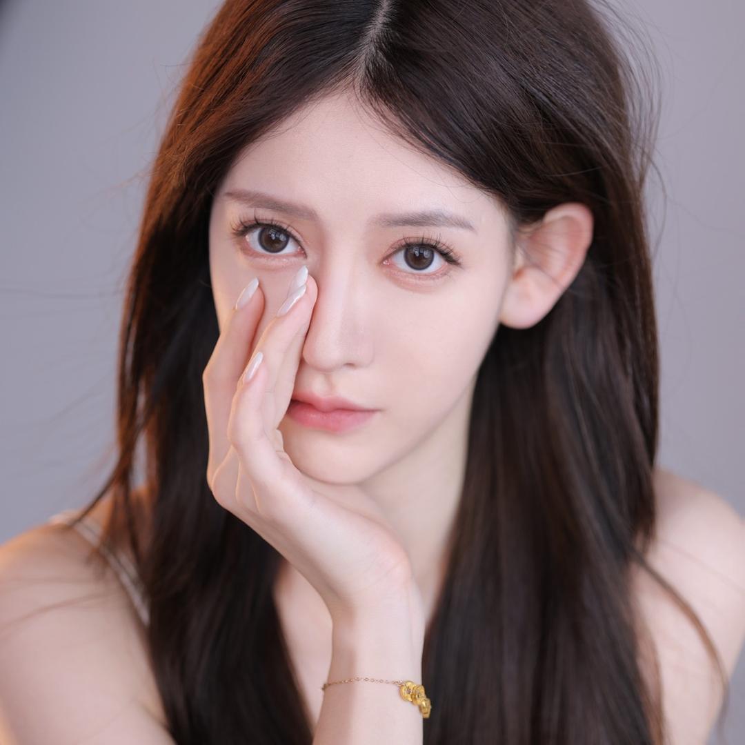 hello小七