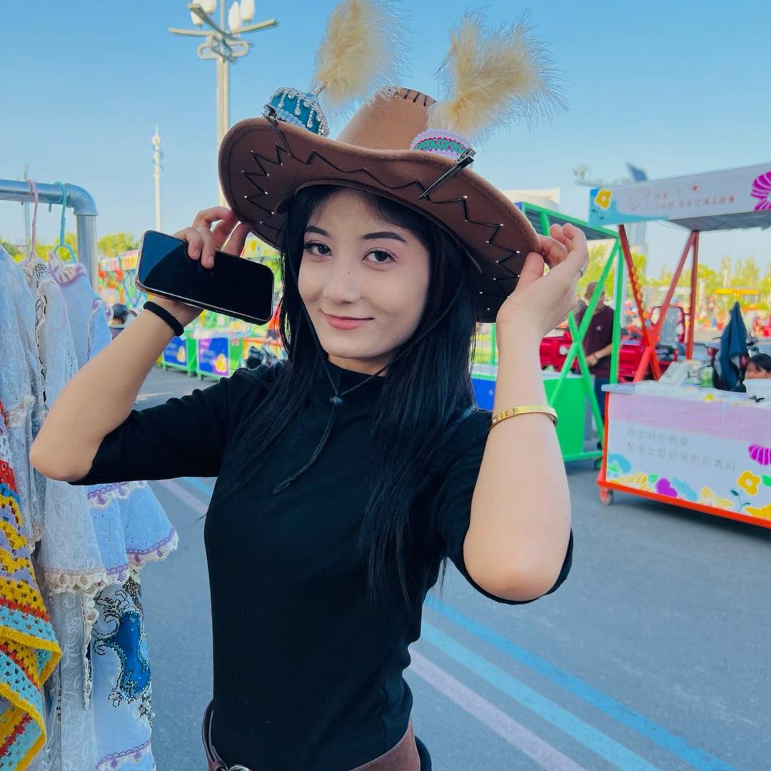 小热巴😝