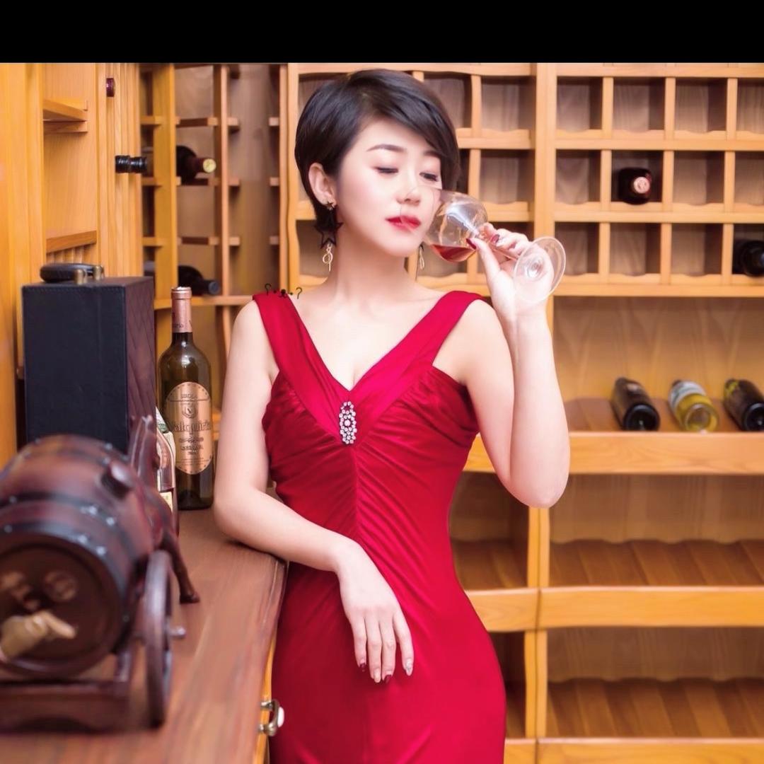 丁丁.