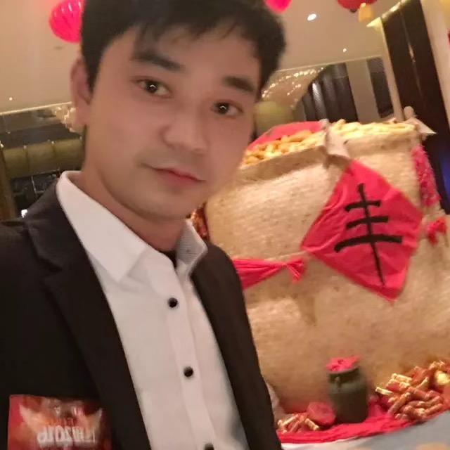 定远小何主任