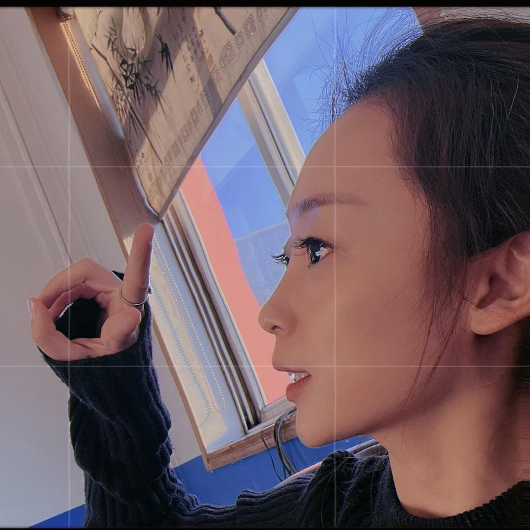 解雯