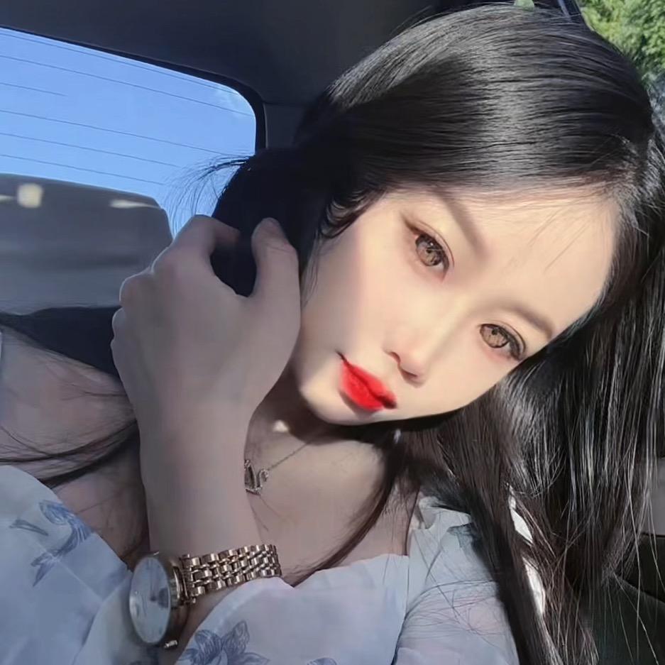 玲玲吖 🧚🏼