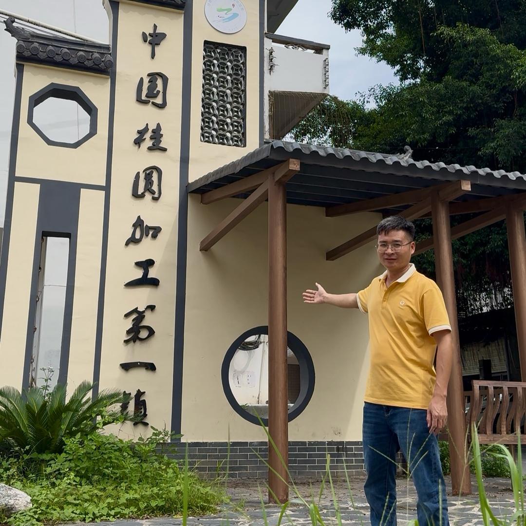 煜坤