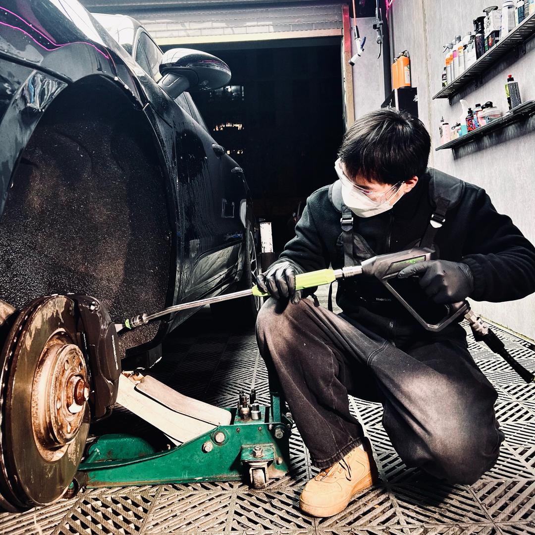 撸车艺术家-祥sir