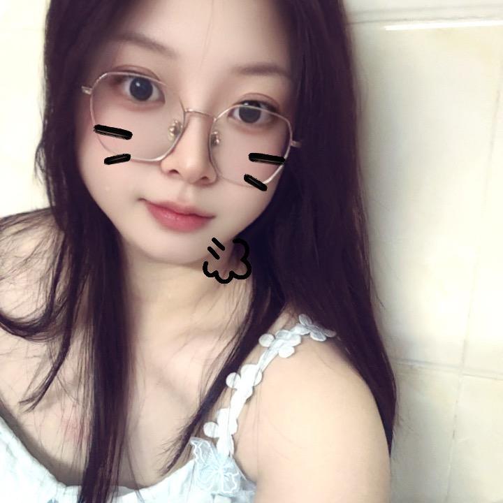 是蔡蔡吖~